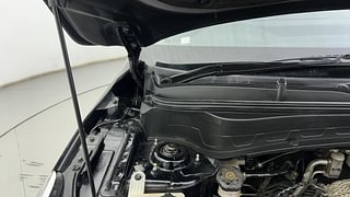 Used 2022 Kia Seltos HTX D Diesel Manual engine ENGINE RIGHT SIDE HINGE & APRON VIEW