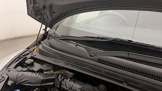 Used 2012 Hyundai i10 [2010-2016] Magna 1.2 Petrol Petrol Manual engine ENGINE RIGHT SIDE HINGE & APRON VIEW