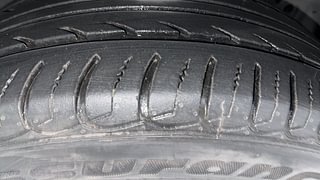 Used 2020 Ford EcoSport [2017-2021] Titanium + 1.5L Ti-VCT Petrol Manual tyres RIGHT FRONT TYRE TREAD VIEW