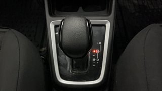 Used 2020 Maruti Suzuki Swift [2017-2021] VXI AMT Petrol Automatic interior GEAR  KNOB VIEW