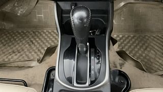 Used 2017 Honda City [2017-2020] ZX CVT Petrol Automatic interior GEAR  KNOB VIEW