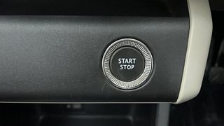 Used 2020 Renault Triber RXZ AMT Petrol Automatic top_features Keyless start