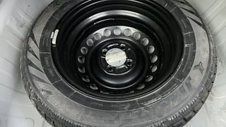 Used 2022 Honda Amaze 1.2 S i-VTEC Petrol Manual tyres SPARE TYRE VIEW