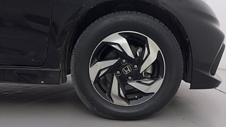 Used 2016 Honda Mobilio [2014-2017] RS Diesel Diesel Manual tyres RIGHT FRONT TYRE RIM VIEW