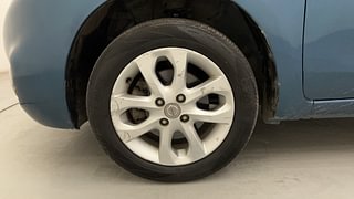 Used 2017 Nissan Micra [2013-2020] XV CVT Petrol Automatic tyres LEFT FRONT TYRE RIM VIEW