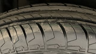 Used 2021 Maruti Suzuki Dzire VXI Petrol Manual tyres RIGHT REAR TYRE TREAD VIEW