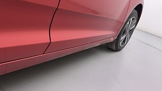 Used 2022 Tata Altroz XZ Plus 1.2 Dual Tone Petrol Manual dents MINOR SCRATCH