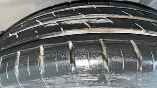Used 2022 Hyundai Aura S 1.2 CNG Petrol Petrol+cng Manual tyres LEFT REAR TYRE TREAD VIEW