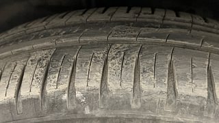 Used 2012 Maruti Suzuki Swift Dzire VXI Petrol Manual tyres RIGHT FRONT TYRE TREAD VIEW