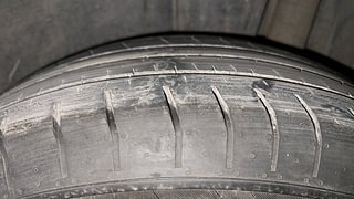 Used 2015 Maruti Suzuki S-Cross Alpha 1.3 Diesel Manual tyres LEFT REAR TYRE TREAD VIEW