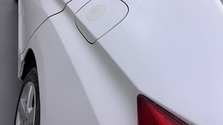 Used 2015 Honda City [2014-2017] VX (O) MT Petrol Manual dents MINOR SCRATCH