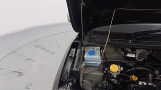 Used 2021 Renault Kwid 1.0L RXT(O) AMT Petrol Automatic engine ENGINE RIGHT SIDE HINGE & APRON VIEW