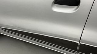 Used 2020 Renault Kwid [2015-2019] 1.0 RXT AMT Opt Petrol Automatic dents MINOR SCRATCH