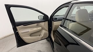Used 2017 Maruti Suzuki Ciaz [2014-2017] VDi+ SHVS Diesel Manual interior LEFT FRONT DOOR OPEN VIEW
