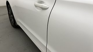 Used 2020 Hyundai Elite i20 [2018-2020] Sportz Plus 1.2 Petrol Manual dents MINOR DENT