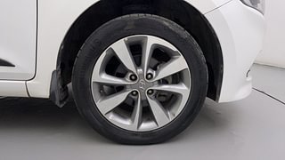 Used 2015 Hyundai Elite i20 [2014-2018] Asta 1.2 Petrol Manual tyres RIGHT FRONT TYRE RIM VIEW