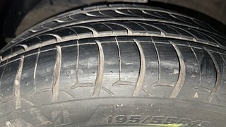 Used 2018 Maruti Suzuki Baleno [2015-2019] Alpha AT Petrol Petrol Automatic tyres LEFT FRONT TYRE TREAD VIEW