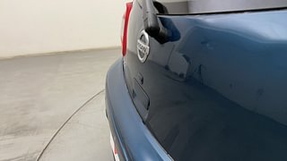Used 2017 Nissan Micra [2013-2020] XV CVT Petrol Automatic dents MINOR DENT