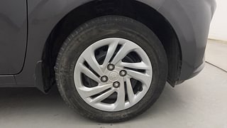 Used 2023 Hyundai Aura S 1.2 CNG Petrol Petrol+cng Manual tyres RIGHT FRONT TYRE RIM VIEW
