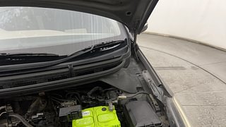Used 2017 Hyundai Elite i20 [2014-2018] Asta 1.2 Petrol Manual engine ENGINE LEFT SIDE HINGE & APRON VIEW