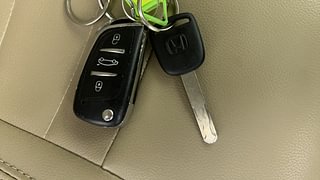 Used 2022 Honda Amaze 1.2 S i-VTEC Petrol Manual extra CAR KEY VIEW