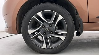 Used 2017 Tata Tigor [2017-2020] Revotron XZ(O) Petrol Manual tyres LEFT FRONT TYRE RIM VIEW