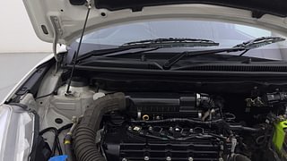 Used 2018 Maruti Suzuki Baleno [2015-2019] Zeta Petrol Petrol Manual engine ENGINE RIGHT SIDE HINGE & APRON VIEW