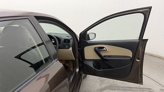 Used 2017 Volkswagen Ameo [2016-2017] Comfortline 1.5L AT (D) Diesel Automatic interior RIGHT FRONT DOOR OPEN VIEW