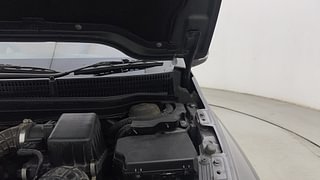 Used 2016 Maruti Suzuki S-Cross [2015-2017] Zeta 1.3 Diesel Manual engine ENGINE LEFT SIDE HINGE & APRON VIEW
