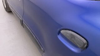 Used 2017 Renault Kwid [2015-2019] 1.0 RXT AMT Petrol Automatic dents MINOR SCRATCH