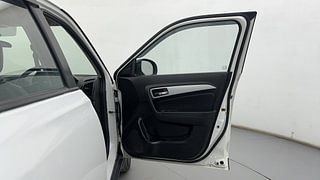 Used 2022 maruti-suzuki Vitara Brezza ZXi Petrol Manual interior RIGHT FRONT DOOR OPEN VIEW