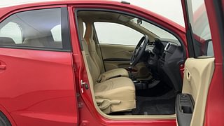 Used 2017 Honda Brio [2017-2018] S MT Petrol Manual interior RIGHT SIDE FRONT DOOR CABIN VIEW