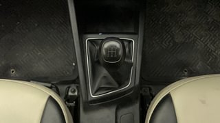 Used 2020 Hyundai Elite i20 [2018-2020] Sportz Plus 1.2 Petrol Manual interior GEAR  KNOB VIEW