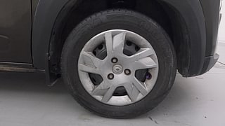 Used 2021 Renault Kwid 1.0L RXT(O) AMT Petrol Automatic tyres RIGHT FRONT TYRE RIM VIEW