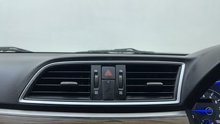 Used 2018 Maruti Suzuki Ciaz Zeta AT Petrol Petrol Automatic top_features Air quality control/filter