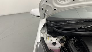 Used 2024 Hyundai Aura SX 1.2 CNG Petrol+cng Manual engine ENGINE RIGHT SIDE HINGE & APRON VIEW