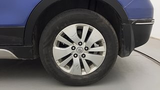 Used 2015 Maruti Suzuki S-Cross Alpha 1.3 Diesel Manual tyres LEFT REAR TYRE RIM VIEW