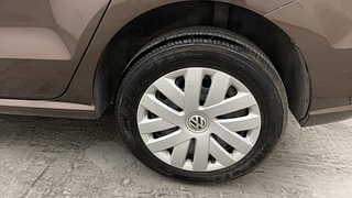 Used 2017 Volkswagen Ameo [2016-2017] Comfortline 1.5L AT (D) Diesel Automatic tyres LEFT REAR TYRE RIM VIEW