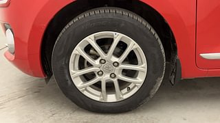 Used 2018 Maruti Suzuki Swift [2017-2021] ZXi AMT Petrol Automatic tyres LEFT FRONT TYRE RIM VIEW