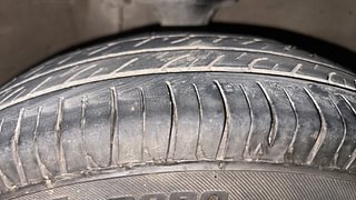 Used 2015 Maruti Suzuki Alto 800 [2012-2016] LXI CNG Petrol+cng Manual tyres RIGHT FRONT TYRE TREAD VIEW