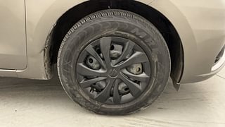 Used 2021 Maruti Suzuki Dzire VXI Petrol Manual tyres RIGHT FRONT TYRE RIM VIEW