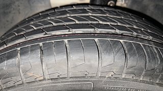 Used 2019 Ford EcoSport [2017-2020] Titanium + 1.5L Ti-VCT AT Petrol Automatic tyres LEFT FRONT TYRE TREAD VIEW