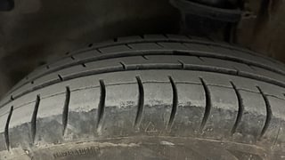 Used 2016 Maruti Suzuki Alto 800 LXi Petrol Manual tyres LEFT FRONT TYRE TREAD VIEW