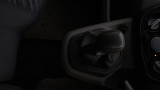 Used 2015 Datsun GO [2014-2019] T Petrol Manual interior GEAR  KNOB VIEW