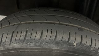 Used 2022 Renault Triber RXZ Petrol Manual tyres RIGHT REAR TYRE TREAD VIEW