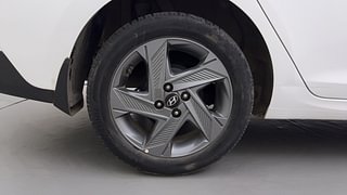 Used 2021 Hyundai Verna SX IVT Petrol Petrol Automatic tyres RIGHT REAR TYRE RIM VIEW