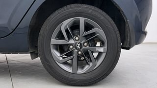 Used 2020 Hyundai Grand i10 Nios Sportz U2 1.2 CRDI Diesel Manual tyres LEFT REAR TYRE RIM VIEW