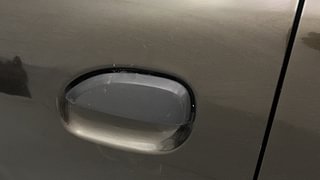 Used 2021 Renault Kwid 1.0L RXT(O) AMT Petrol Automatic dents MINOR SCRATCH