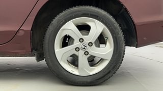 Used 2017 Honda City [2014-2017] VX (O) MT Petrol Manual tyres LEFT REAR TYRE RIM VIEW