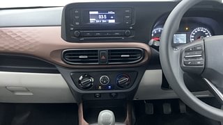 Used 2023 Hyundai Aura S 1.2 CNG Petrol Petrol+cng Manual interior MUSIC SYSTEM & AC CONTROL VIEW